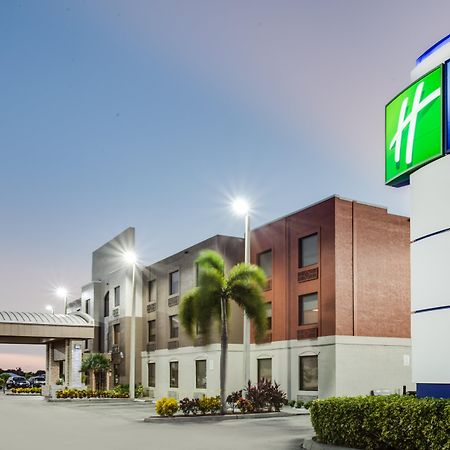 Holiday Inn Express Hotel & Suites Clewiston By Ihg Eksteriør bilde